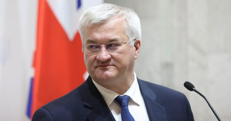 Sbiqa Orbanın Ukrayna ilə bağlı mövqeyinə cavab verdi