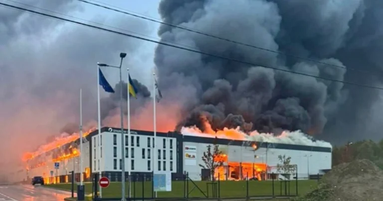 Zelenski: “Rusiya Ukraynaya 50 raket və 500 dronla hücum edib”