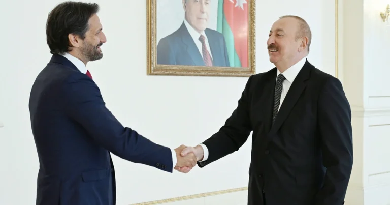 İlham Əliyev Slovakiya baş nazirinin müavininin başçılıq etdiyi nümayəndə heyətini qəbul edib
