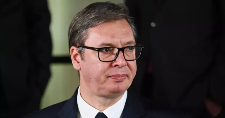 Vuçiç: Avropa Rusiya ilə müharibəyə fəal şəkildə hazırlaşır Vuçiç: Avropa Rusiya ilə müharibəyə fəal şəkildə hazırlaşır