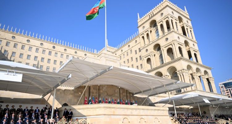 Bakıdakı paraddan bu görüntülər İLK DƏFƏ üzə çıxdı – Video