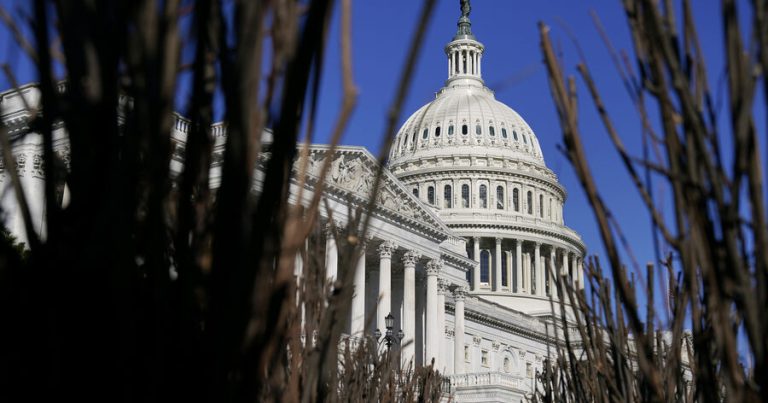 ABŞ Konqresi Venesuelaya qarşı hərbi əməliyyatları məhdudlaşdıran qərarı rədd edib