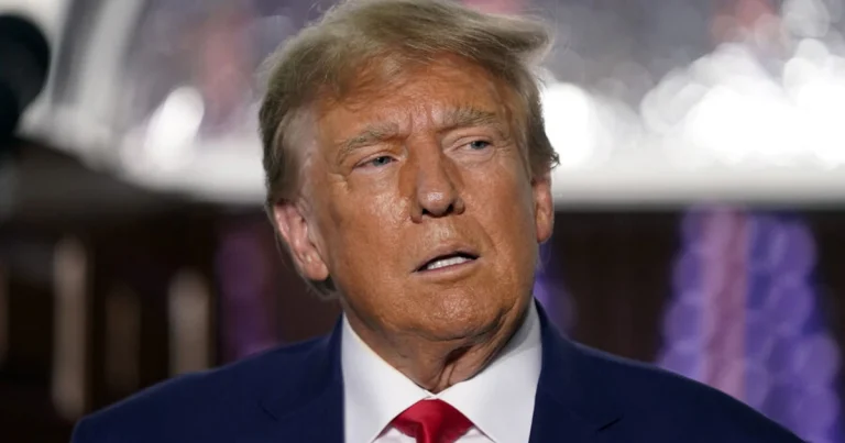 Tramp: “ABŞ Ukraynaya sərf etdiyi pulları faydalı qazıntılar üzrə saziş sayəsində geri qaytaracaq