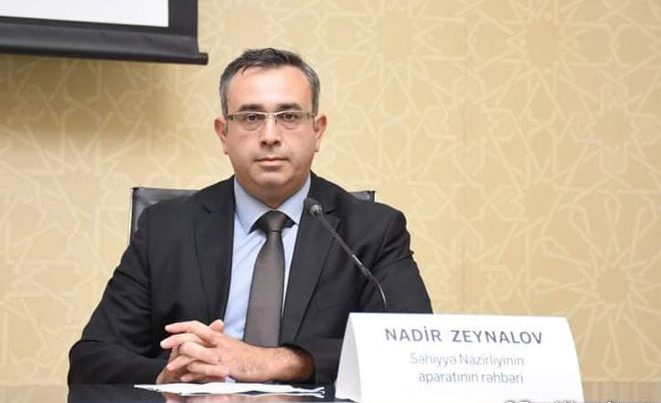 Rəsmi qurumun tədbir gördüyü “həkimlər” hələ də işləyirlər – Nazir müavini sualları cavabsız qoydu