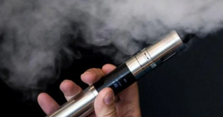 İlham Əliyev elektron siqaretlərlə bağlı QADAĞANI TƏSDİQLƏDİ