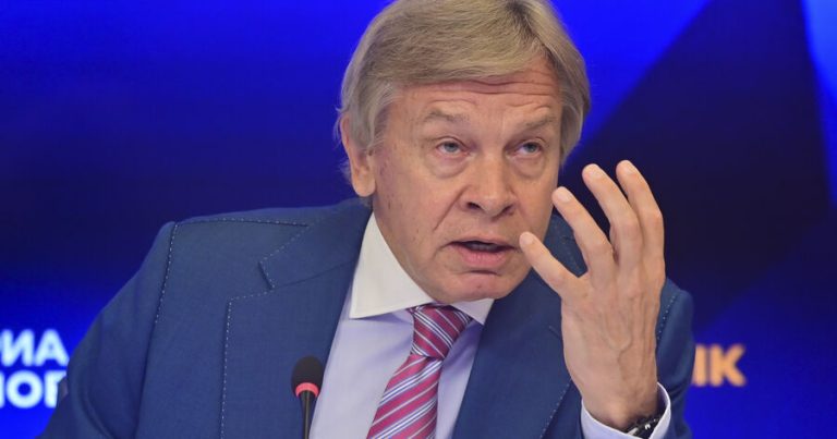 Federasiya Şurası Trampın Qrenlanda marağının səbəblərini açıqlayıb