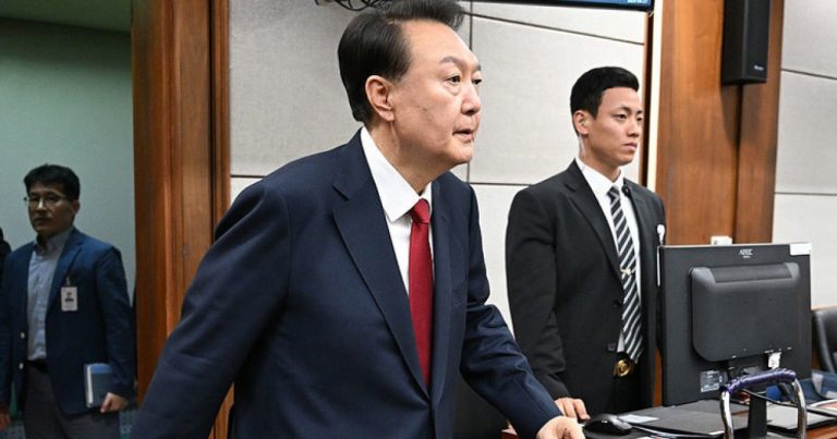 Keçmiş prezident ömürlük həbs cəzasına məhkum edildi