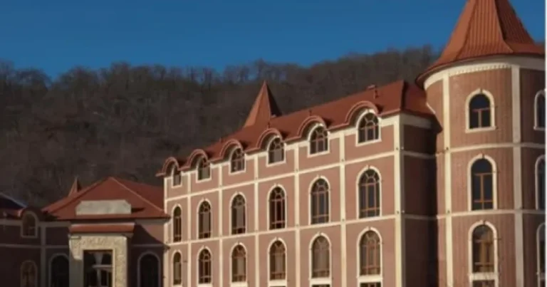 Hoteldə meyiti tapılan şəxs TANINMIŞ HƏKİM imiş