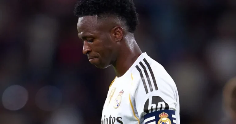 Vinisius Junior “Benfika” matçında yaşanan qalmaqaldan danışdı