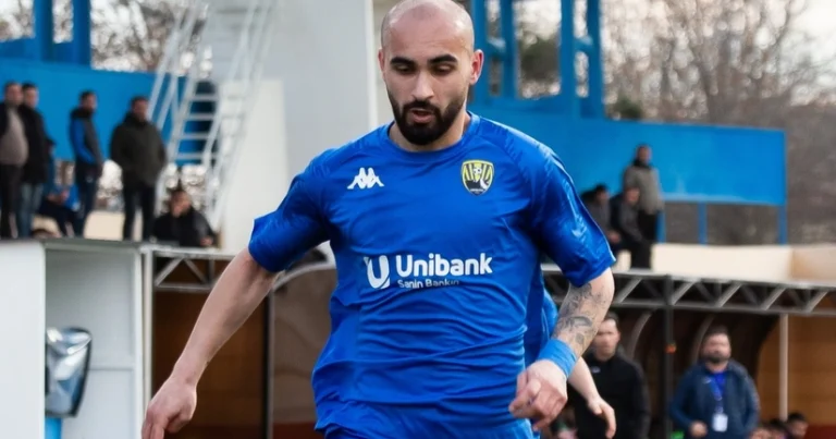 “Kəpəz”in futbolçusunun bıçaqlanması ilə bağlı cinayət işi başlanılıb