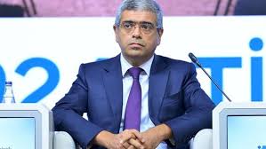 Nazir beş nəfərə yüksək vəzifə verdi