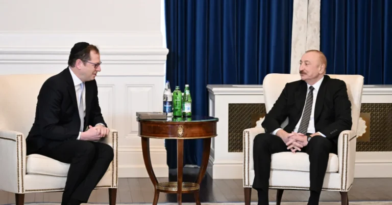 İlham Əliyev Vaşinqtonda Amerika İsrail İctimai Əlaqələr Komitəsinin icraçı direktoru və digər rəhbər heyəti ilə görüşüb