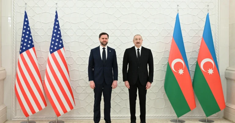 İlham Əliyev və ABŞ-nin vitse-prezidenti Ceyms Devid Vens mətbuata bəyanatlarla çıxış ediblər