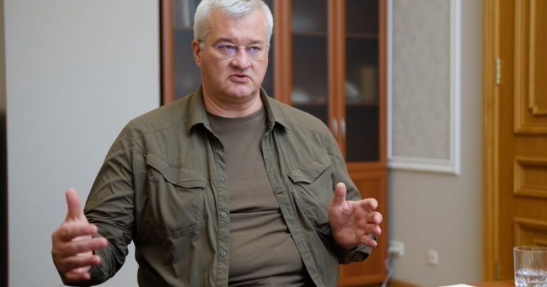 Ukraynalı nazirdən DİQQƏTÇƏKƏN ETİRAF: Müharibənin taleyi ondan asılıdır