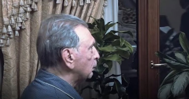 Parlamentdə Ramiz Mehdiyevin evindəki pullardan danışıldı