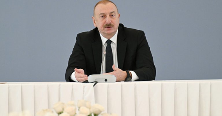 “Məktəblərdə tədris proqramına dəyişikliklər edilməlidir”