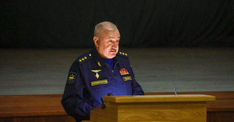 Avropa ölkələrinə girişi qadağan edilən general Bakıya niyə gəlibmiş?