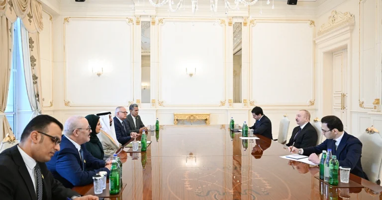 İlham Əliyev Ərəb Parlamentinin prezidentini qəbul edib