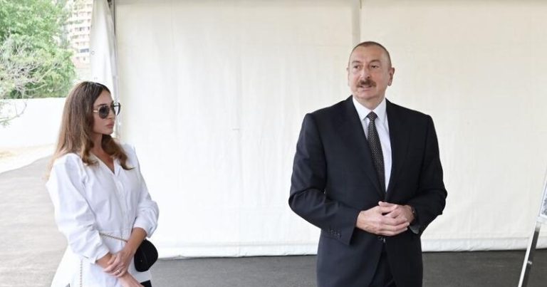 Prezident İlham Əliyev və Birinci xanım Mehriban Əliyeva Xocalının Xanabad kəndində görülmüş işlərlə tanış olub