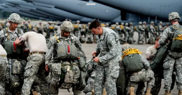 Amerikalı desantçılar artıq Yaxın Şərqə yerləşdiriliblər Amerikalı desantçılar artıq Yaxın Şərqə yerləşdiriliblər