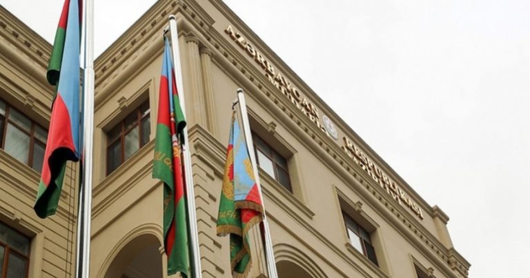 Bakı səmasında dron səsi ilə bağlı Müdafiə Nazirliyindən AÇIQLAMAVİDEO