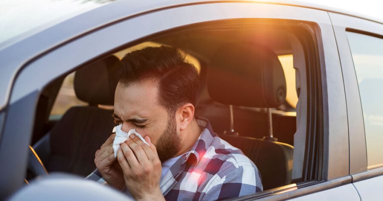 Həkim asqırığı saxlamağın dörd təhlükəli nəticəsini açıqlayıb