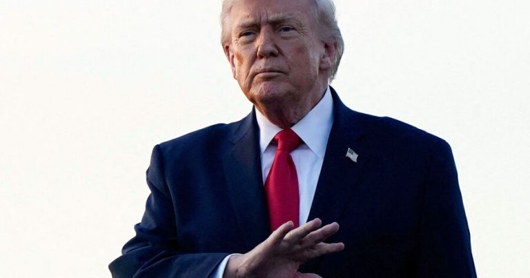 Tramp iddia edir: İranın bütün hərbi rəhbərliyi məhv edilib