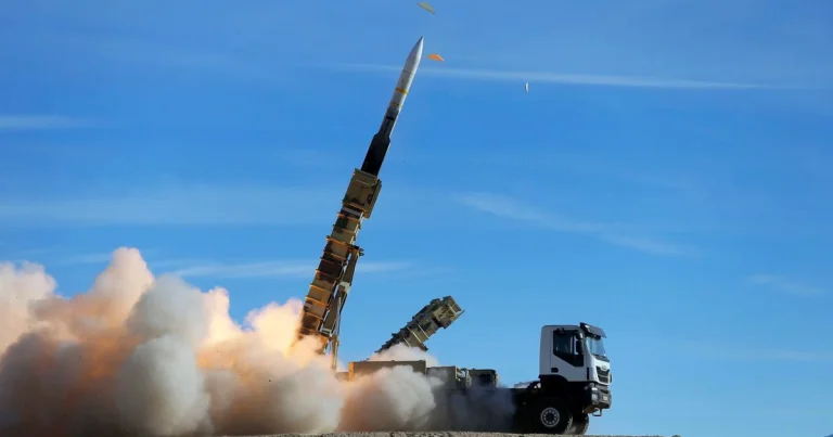 İran İsrail və ABŞ-nin mövqelərini vurdu – VİDEO