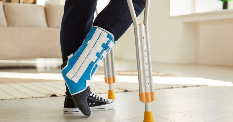 Alimlər qadınlarda ürək xəstəliklərinin sümük sınığı riskini artırdığını müəyyən ediblər