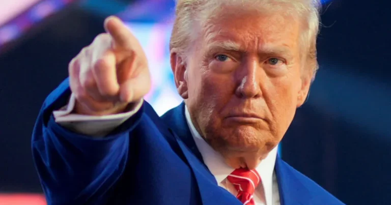 Tramp: “ABŞ İranı əvvəlki güclə vurmağa davam etmək niyyətindədir”