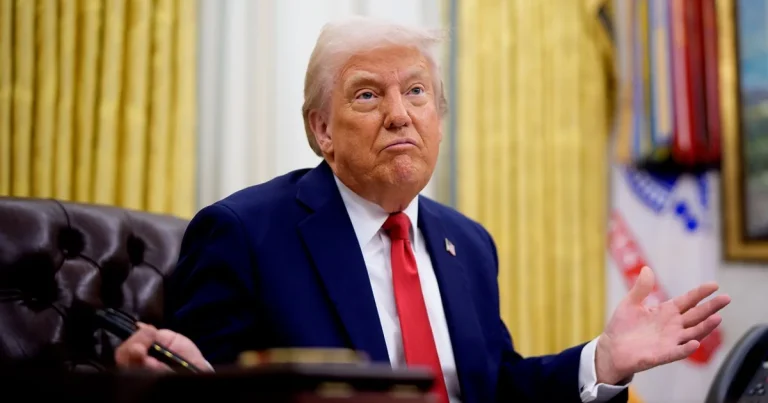 Tramp İranla bağlı qərarını DƏYİŞDİ – FOTO