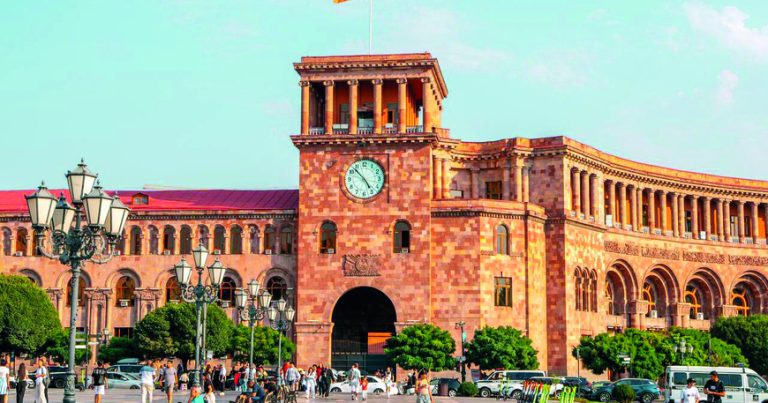 İran raketi niyə “səhvən” Ermənistan tərəfə uçmur? – Bir ayın AÇIQ sualı