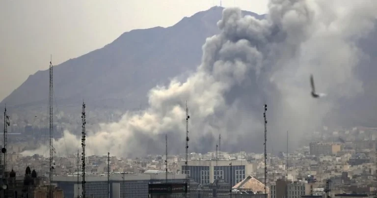 ABŞ-nin Bağdaddakı səfirliyinə növbəti hücum – VİDEO