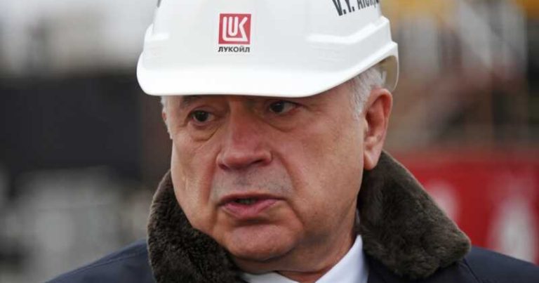 Vahid Ələkbərovun Xəzərdə daha bir neçə milyardı batdı Vahid Ələkbərovun Xəzərdə daha bir neçə milyardı batdı