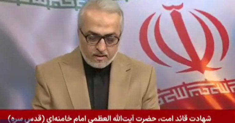 İran Xameneinin ölüm xəbərini xalqa belə elan etdi – Video İran Xameneinin ölüm xəbərini xalqa belə elan etdi – Video