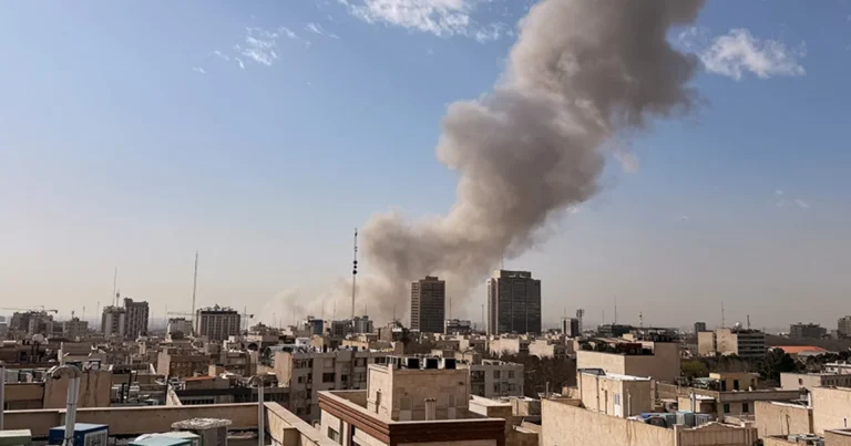 Tramp: “İranda beş mindən çox hədəfə zərbələr endirilib”