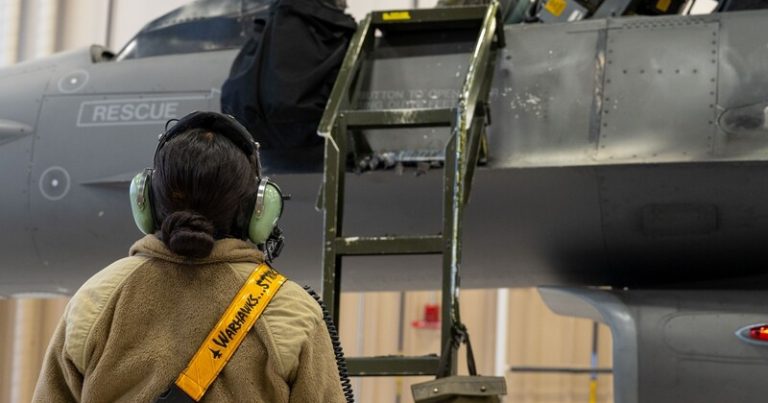 ABŞ Hərbi Hava Qüvvələri Bazasında atışma baş verib