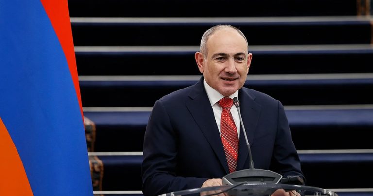 Paşinyan elə bir hərəkət etdi ki… – ŞOK VİDEO