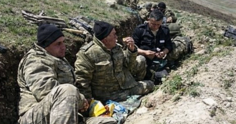 Polad Həşimovun Aprel döyüşlərindəki FOTOsu