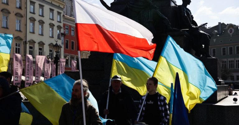 Polşa da Ukraynaya qarşıdır