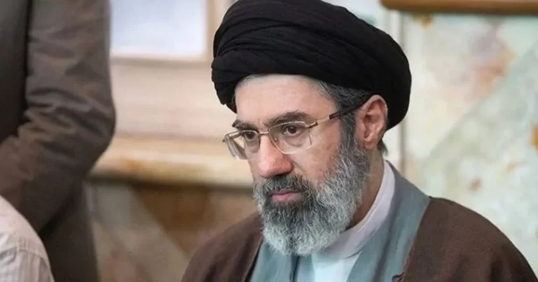 İranda şok görüntü yayıldı: Müctəba Xamenei öldürülüb – Video