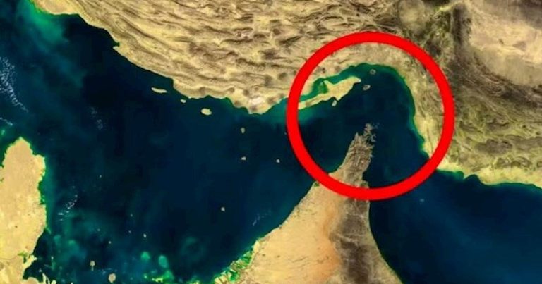 Müharibədə bir ilk – ABŞ hərbi gəmiləri Hörmüz boğazına daxil oldu