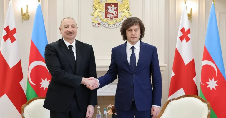 İlham Əliyevin İrakli Kobaxidze ilə təkbətək görüşü olub – FOTO
