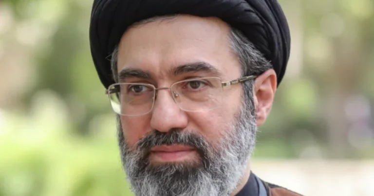 Müctəba Xameneidən hədə: “İran zərbə vurmağa hər an hazırdır”