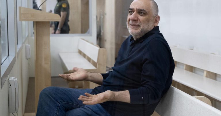 Vardanyan Bakıdan İrəvana zəng etdi – o, erməni ombudsmandan nə istədi?