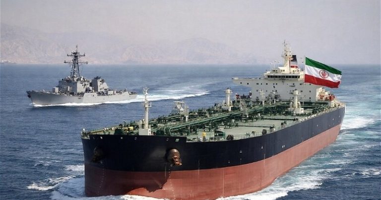 Saxlanan İran gəmisi Çindən məxfi yük daşıyırdı – Tramp