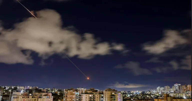 “Hizbullah” İsrailin mərkəzinə raketlər atıb