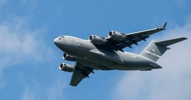 ABŞ hərbi heyətini daşıyan təyyarə İsraildən havalandı: Bölgədə böyük razılaşma hazırlanır?