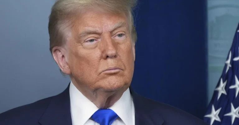 Tramp: “İranda yeni rejimin lideri atəşkəs üçün ABŞ-yə müraciət edib” – FOTO