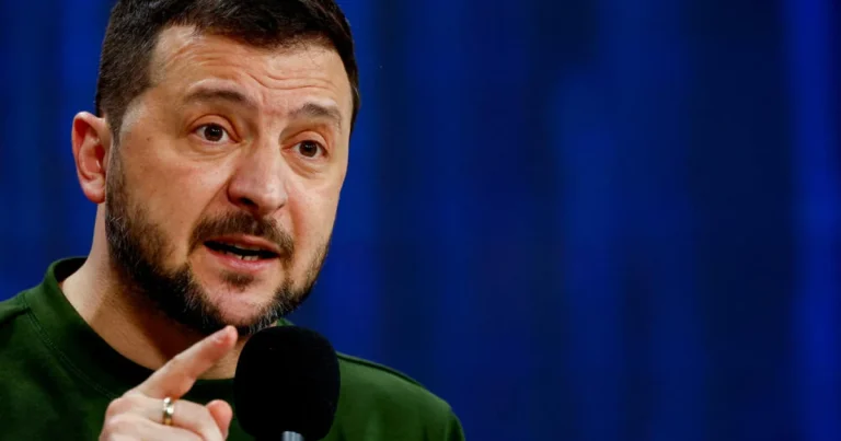 Zelenski ABŞ rəsmilərini Ukraynaya hörmətsizlikdə günahlandırdı